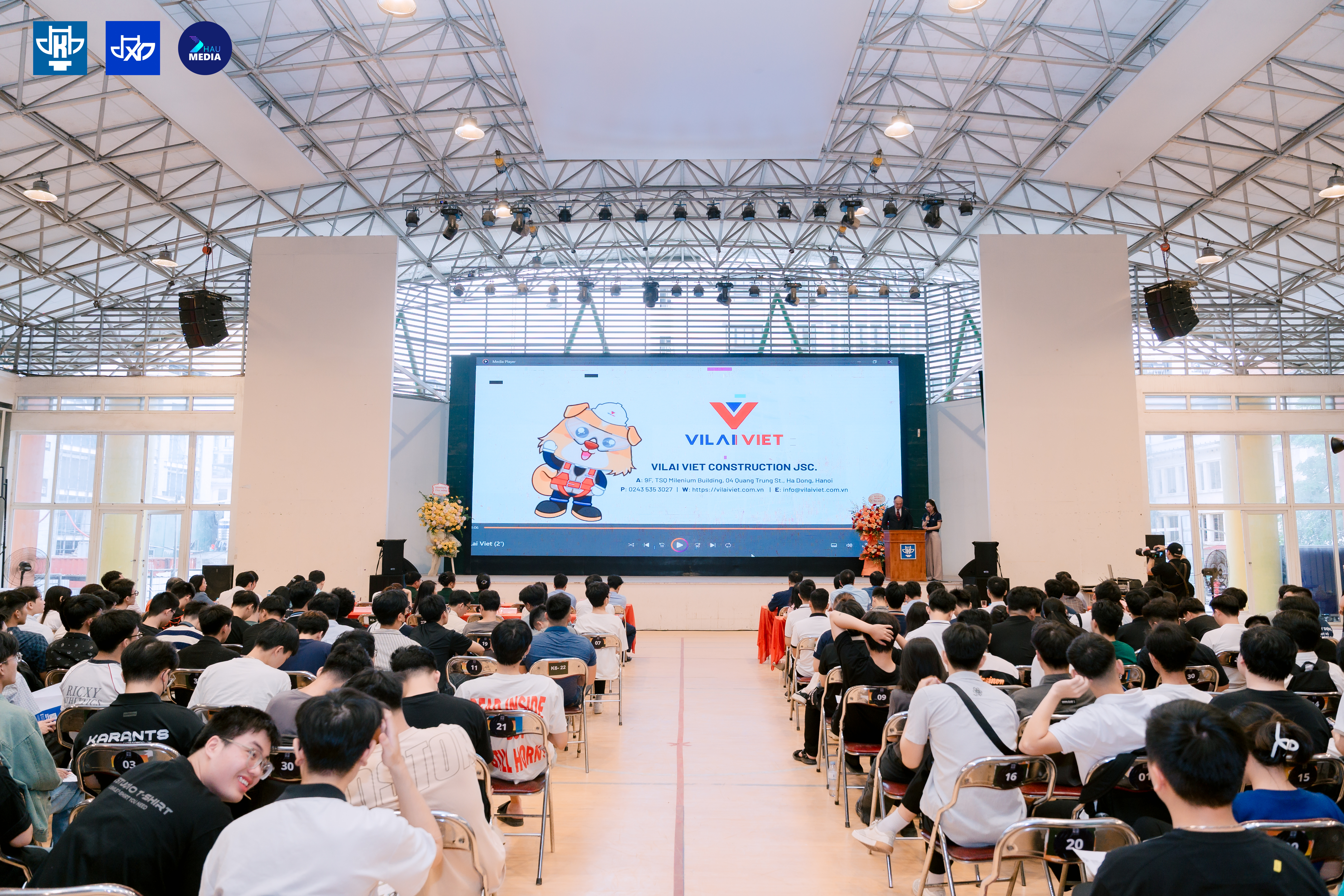 Vilai Viet participated at